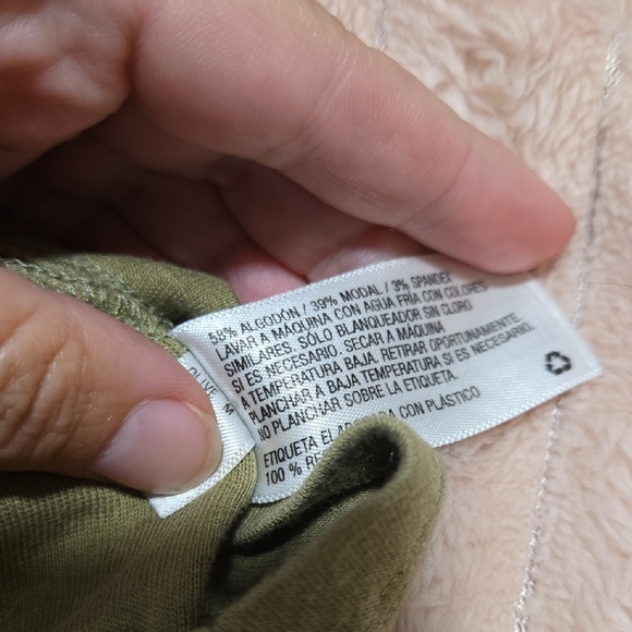 *Last Chance* A new day Olive Green Tank Top - Picture 4 of 4